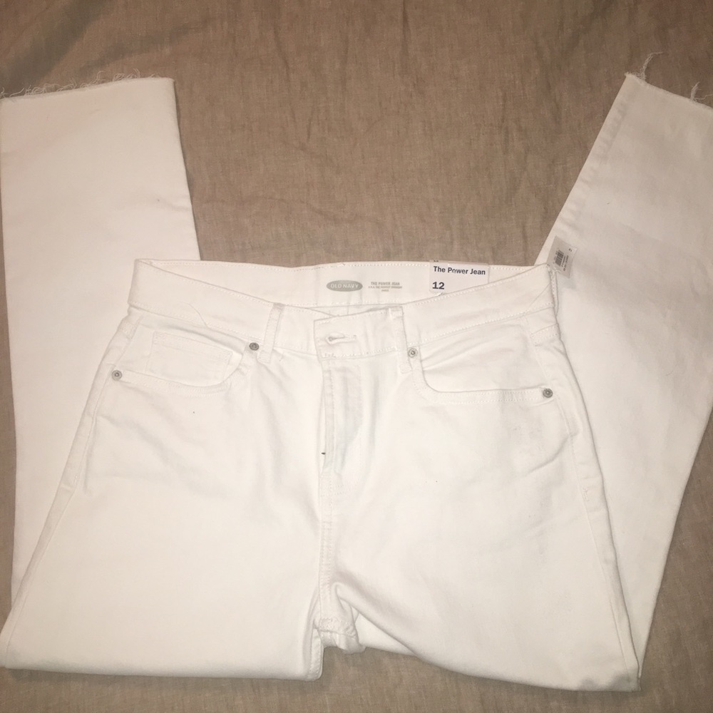 NWT Old Navy jeans.  White.  Size 12